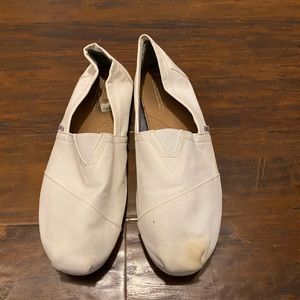 White toms